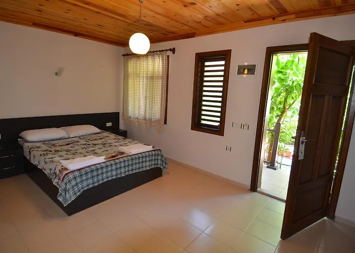 Umut & Beach Selimiye Селемие